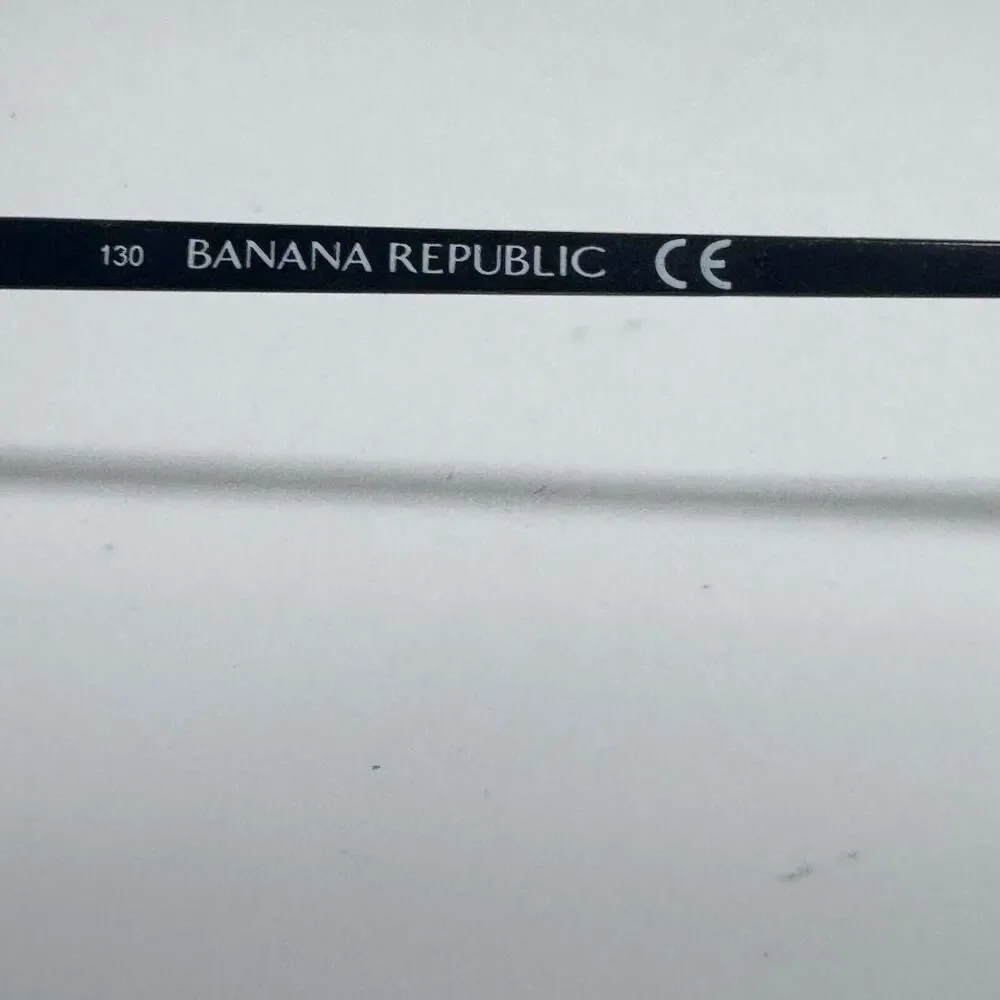 Banana Republic ***please read***